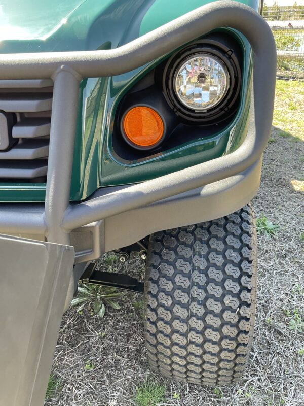 2025 CLUB CAR “CARRYALL 550” LITHIUM ION UTILITY VEHICLE - Image 5