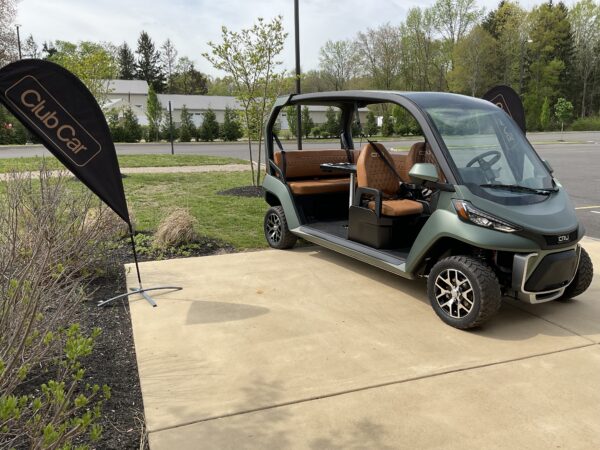 2025 LIMITED EDITION CLUB CAR “CRU SE LSV” - Image 5
