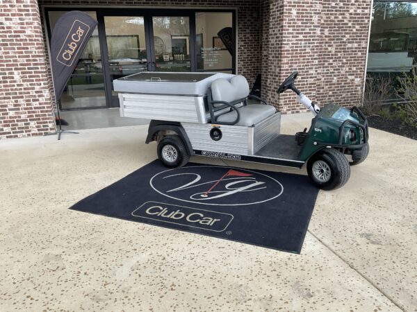 2024 CLUB CAR “CARRYALL 502” UTILITY VEHICLE WITH REFRESHMENT CENTER - Image 3