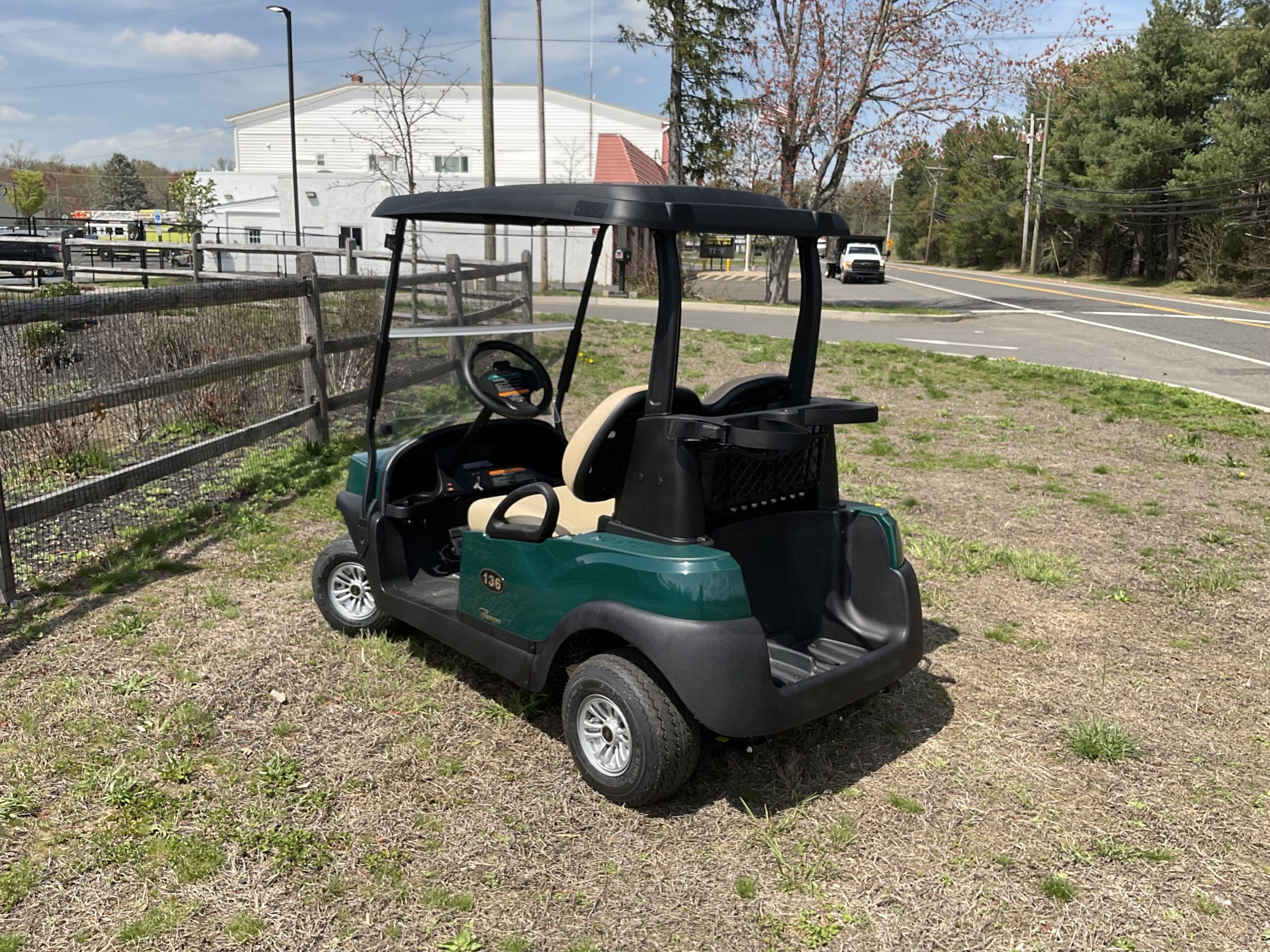 2025 Club Car “Tempo i2” Gas Golf Car - Image 4