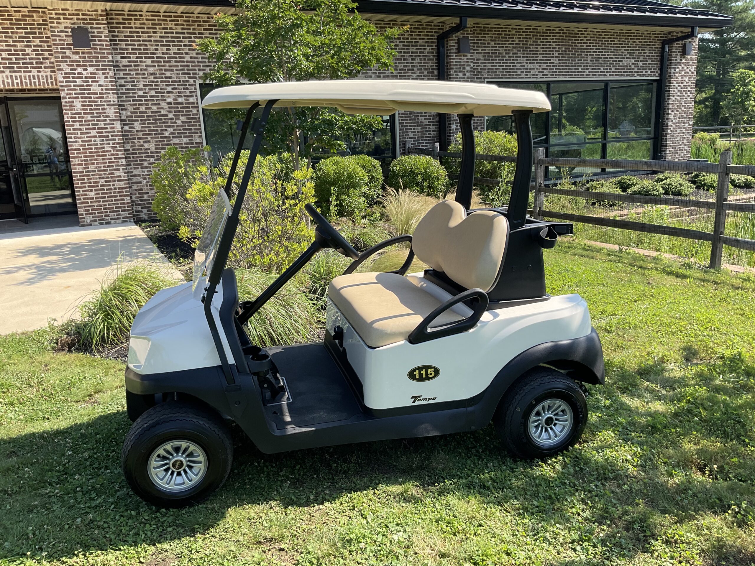 2024 Club Car “Tempo i2” Gas Golf Car - Image 2