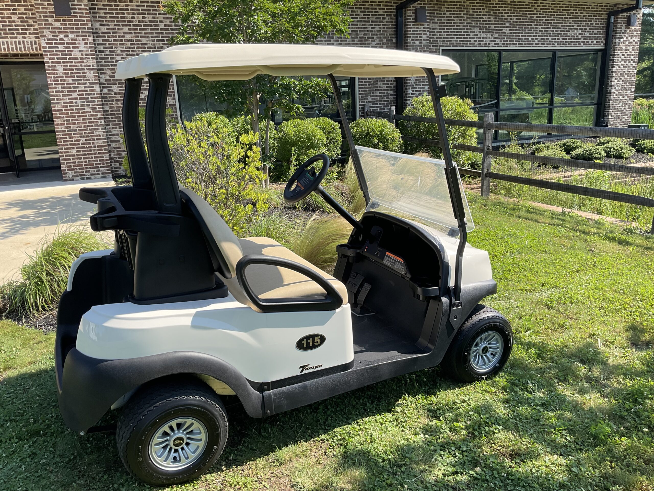2024 Club Car “Tempo i2” Gas Golf Car - Image 4